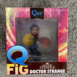 Dr. Strange QFig figurine